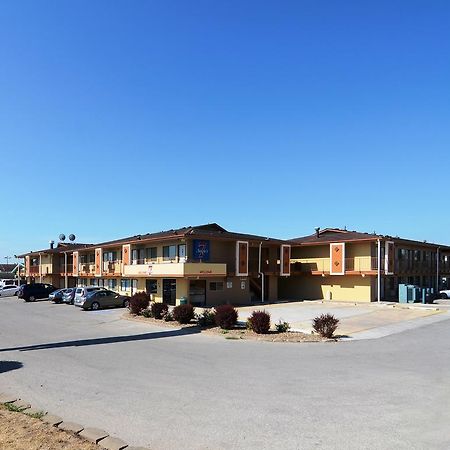 Super 7 Motel Coralville Εξωτερικό φωτογραφία